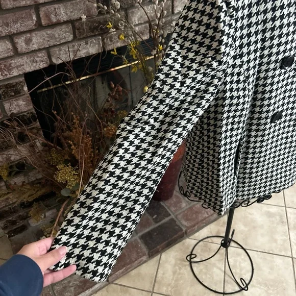 Charter Club Black and White Houndstooth Print Short Peacoat Sz L - Picture 2 of 4